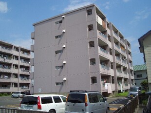 第２マンション鈴木Ａ棟の物件外観写真